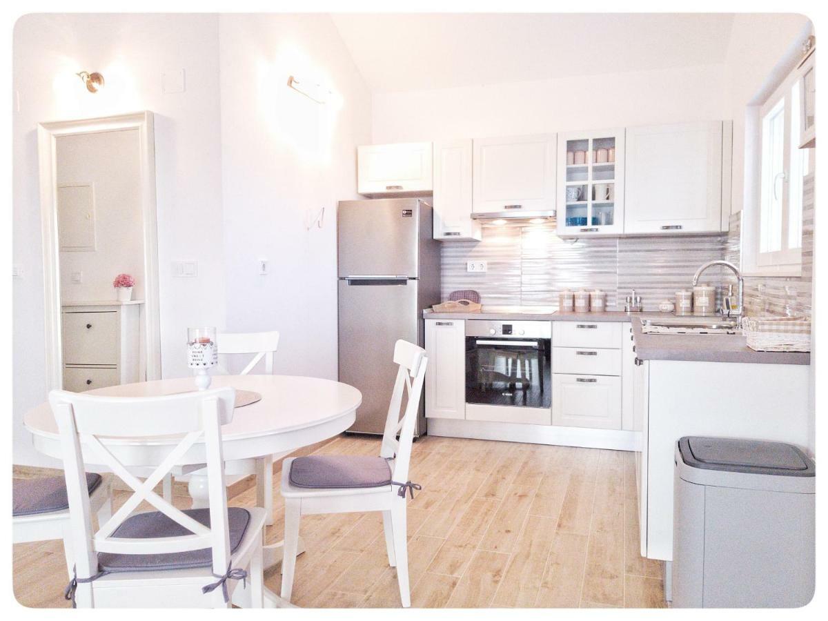 Apartment Nadoveza Tribalj エクステリア 写真
