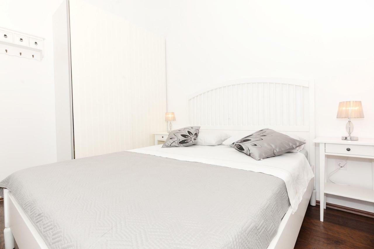 Apartment Nadoveza Tribalj エクステリア 写真